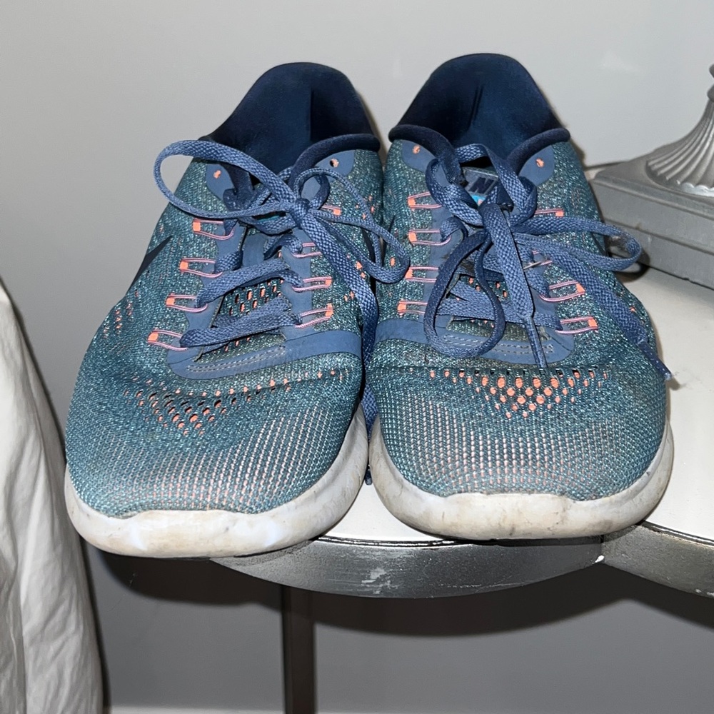 NIKE | Running Shoes